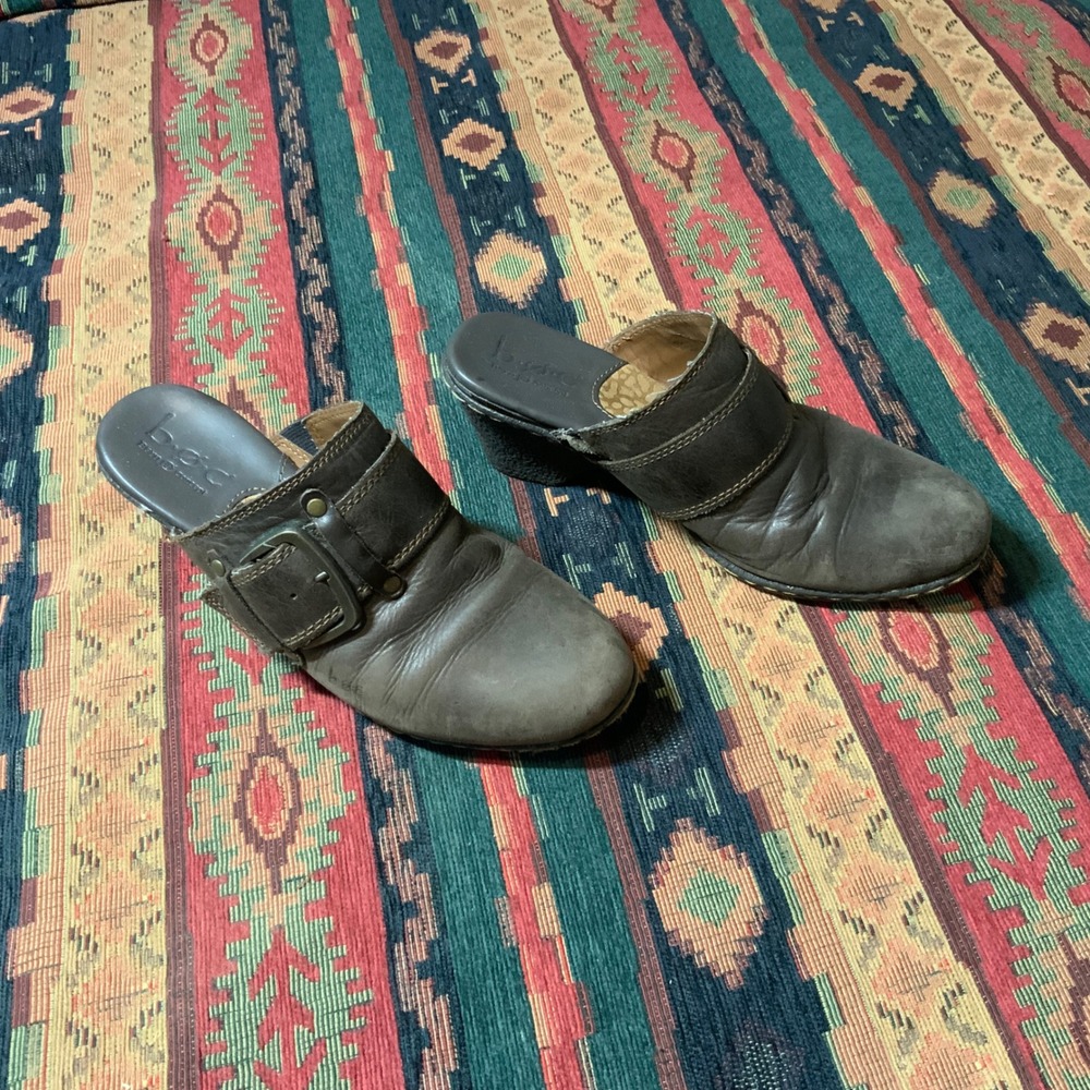B O C, Born Concept Marla Mules or Clogs Dark Brown size 7
